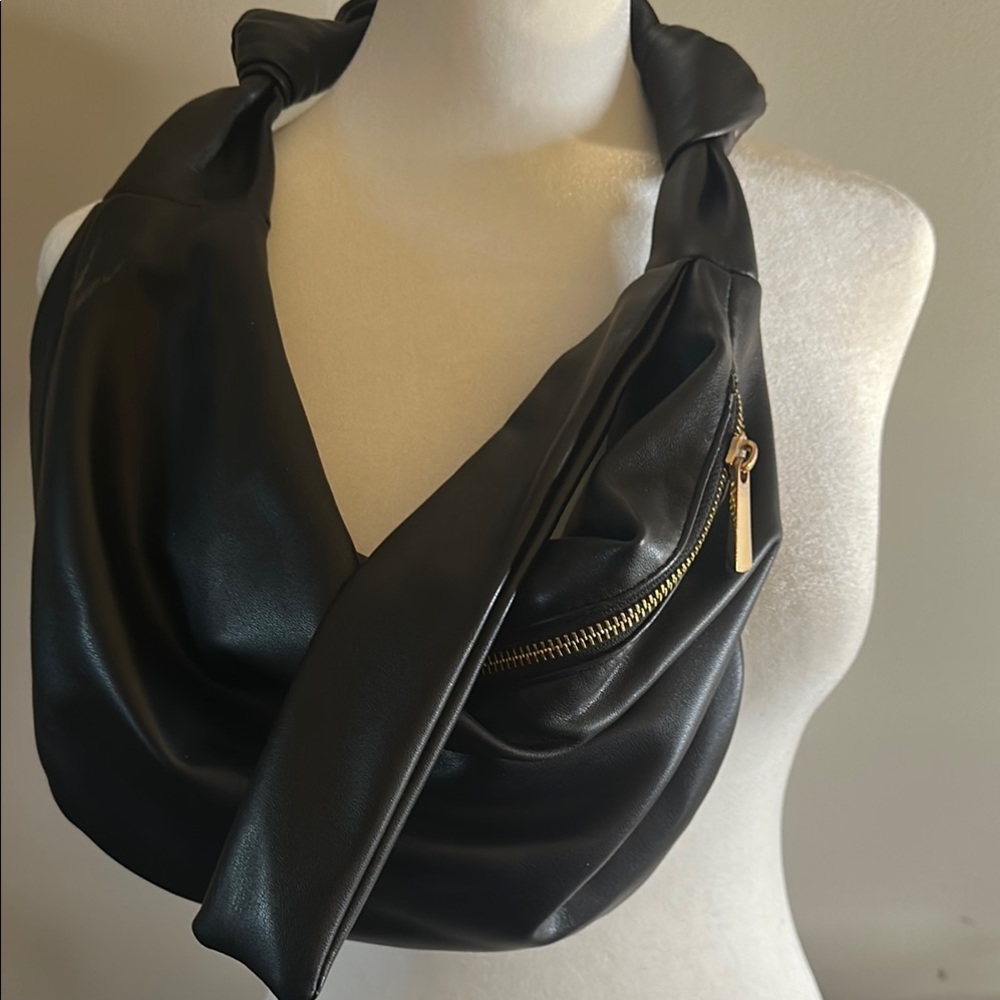 Elegant Black Leather Women's Bag
